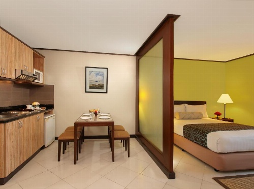 Hotel Kimberly image 4