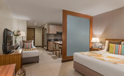 Hotel Kimberly image 6